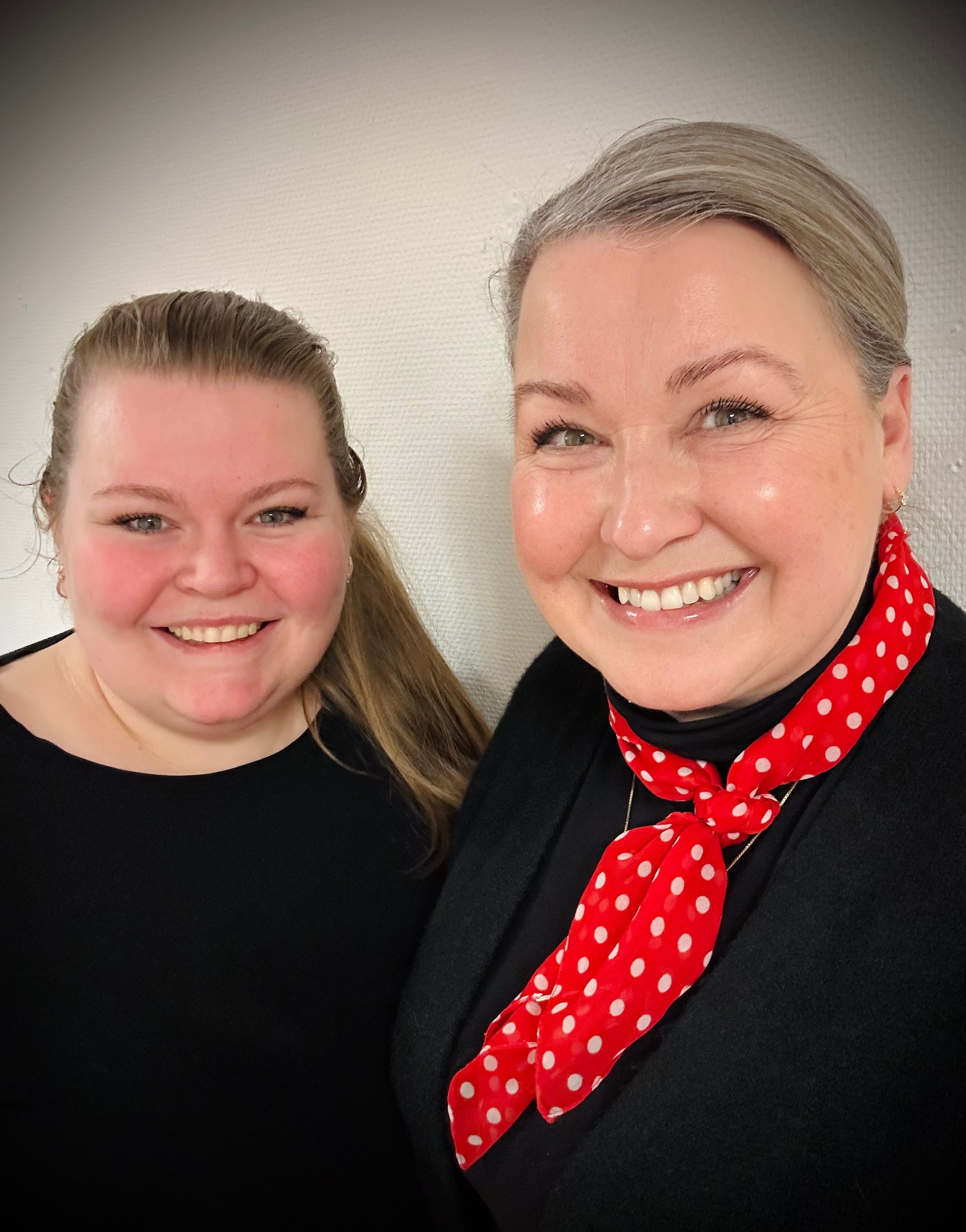 Ronja Risdal (t.v) og Anette Korneliussen